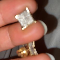 10k Gold Diamondcut Square Earrings 
