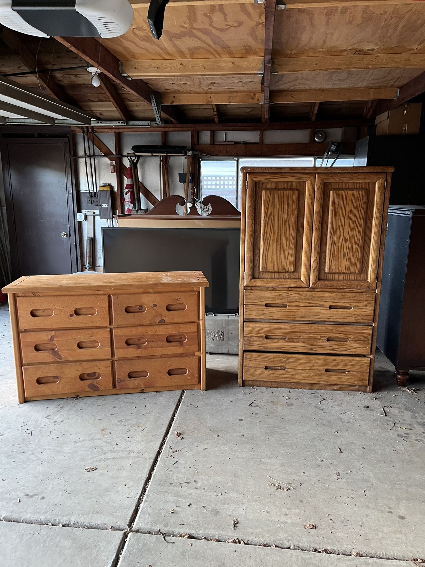 Bedroom Dressers 