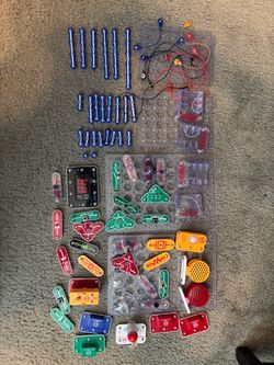 Snap Circuit 40 piece lot