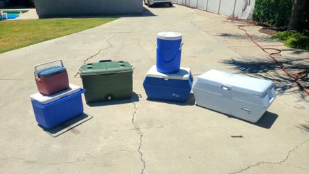 Ice Chest Coolers. Sold separately. $10, $15, $20.
Will get discount if you buy multiples. 
P/U YUCAIPA