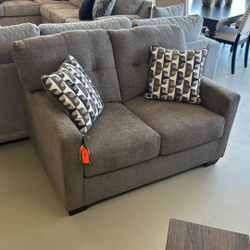 Loveseat 🔥👌🏼