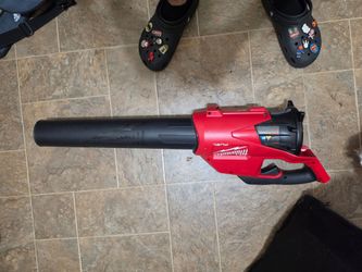 Milwaukee blower