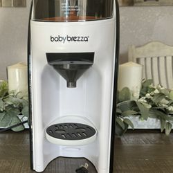 Baby Brezza Pro Advanced Formula Dispenser 