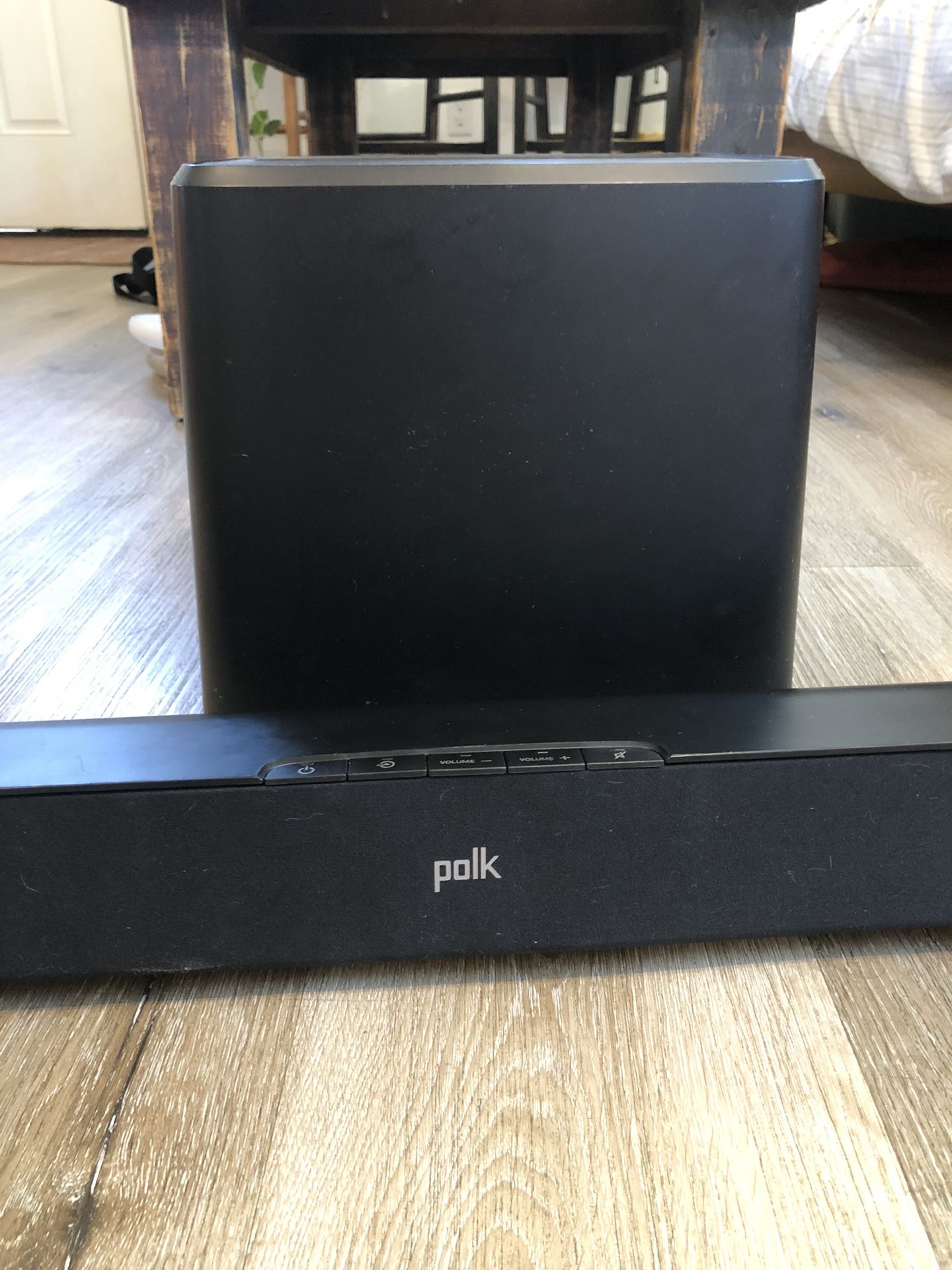 Polk Soundbar and Subwoofer