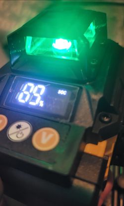 Green Beam Self-Leveling Laser Level
