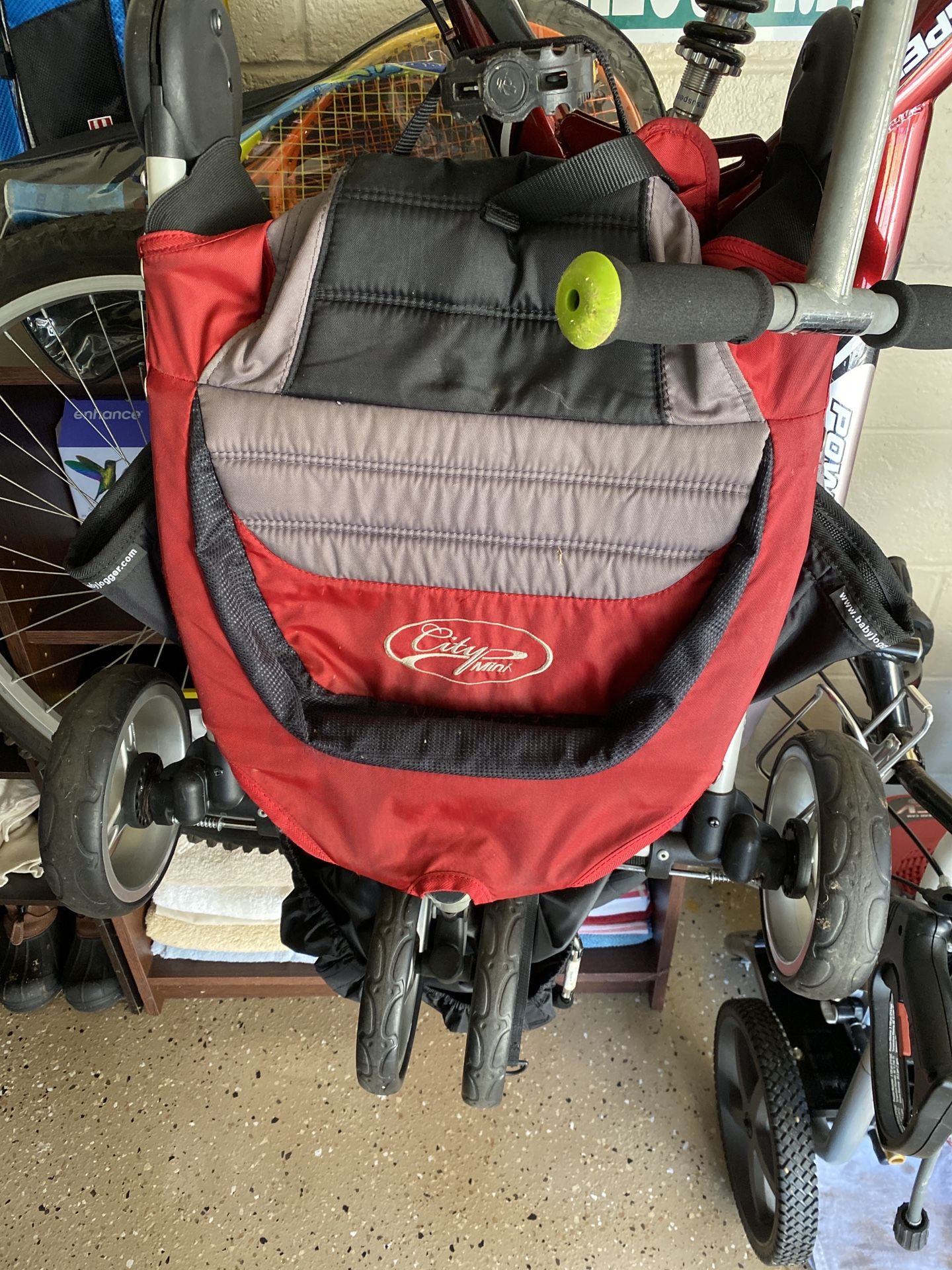 Mini City Stroller Red And Black