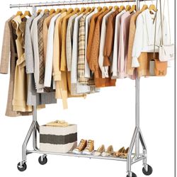  clothes rack with a 450 lb weight capacity
