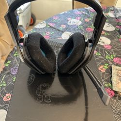 Astro A20 PS4 Gaming Headset