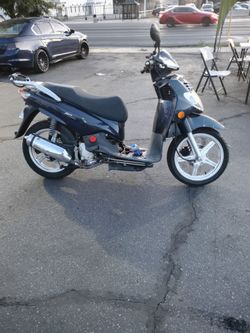 Moped hd