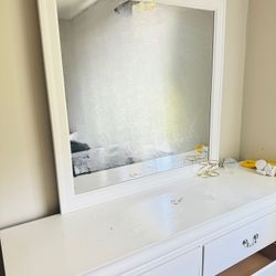Dresser & Mirror
