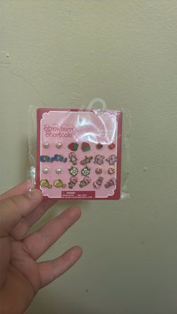 Strawberry shortcake earrings