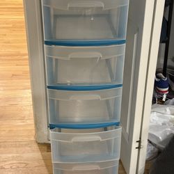 5 Tower Plastic Sterilite Brand Organizer