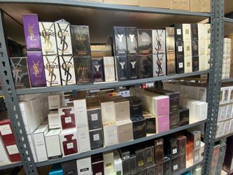 PERFUMES PERFUMES PERFUMES 