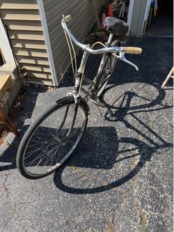 Vintage Sears 26 inch Female Frame 3 Speed Bike, $20