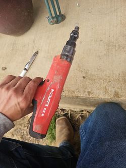 Ancladora (Anchor Gun)