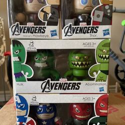 Hasbro Mighty Muggs Mini Muggs Marvel The Avengers Captain America Hulk Thor Hawkeye Red Skull Abomination