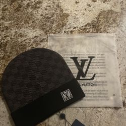 Lv Beanie
