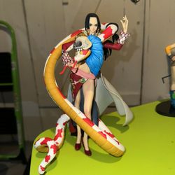 Boa Hancock One Piece Figure