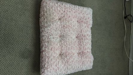 Pink Rosette Plush Dog Bed