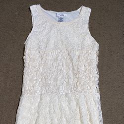 White Floral Lace Dress Women’s M – Summer Ready! 🌸☀️