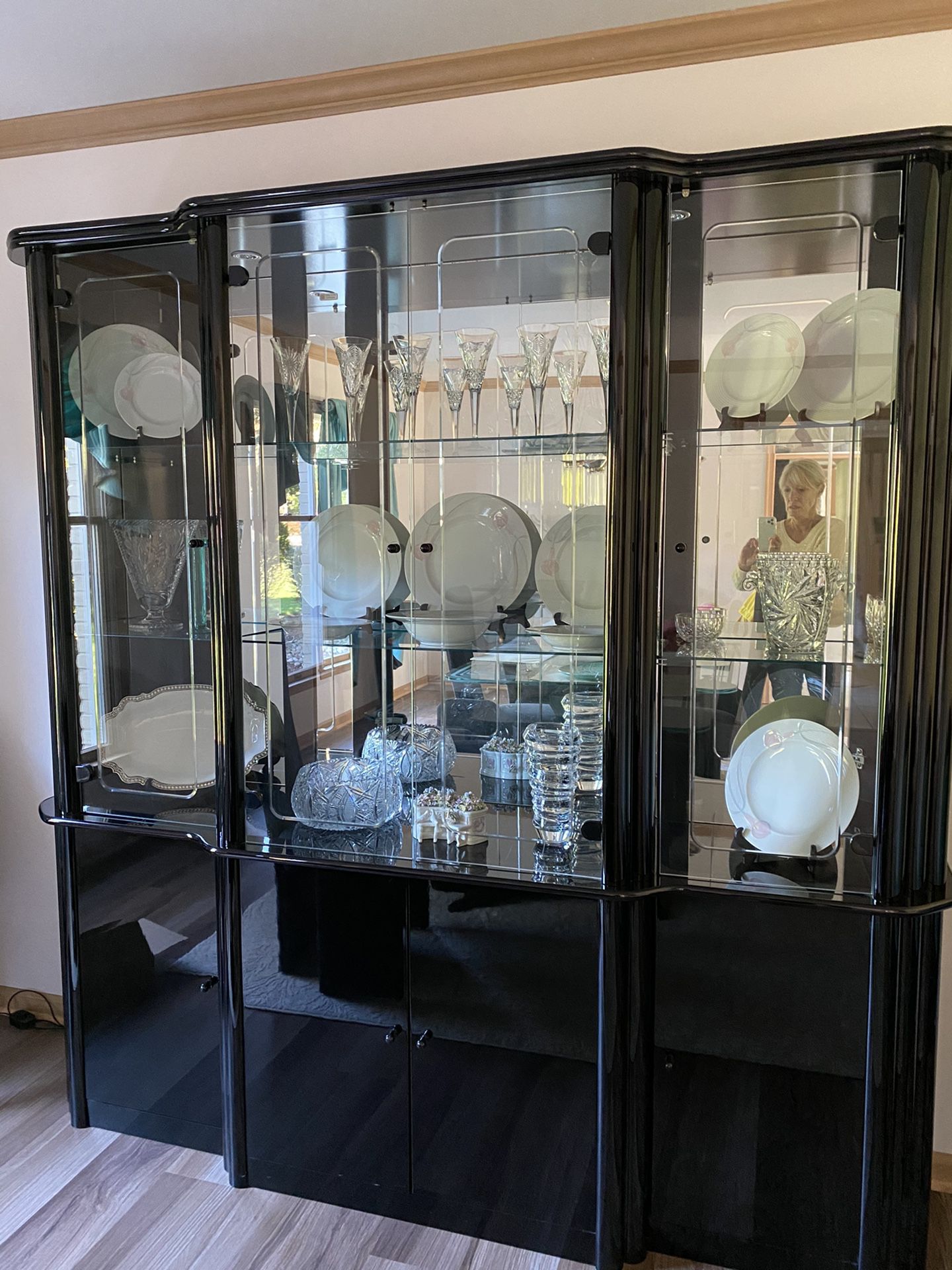 Classic black lacquer display cabinet