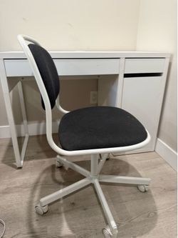 White Desk & White Chair