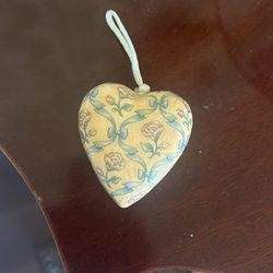 Set Of 12 Shabby Chic Christmas Ornaments 