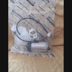 TOYOTA OEM  FUEL PUMP