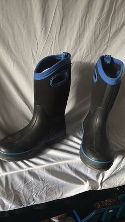 Kids Rain Boots Black and Blue