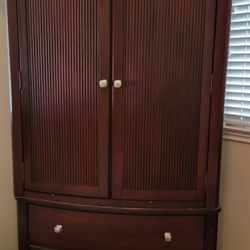 Bedroom Dresser