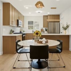 Marble Round Dining Room Table And Chairs 