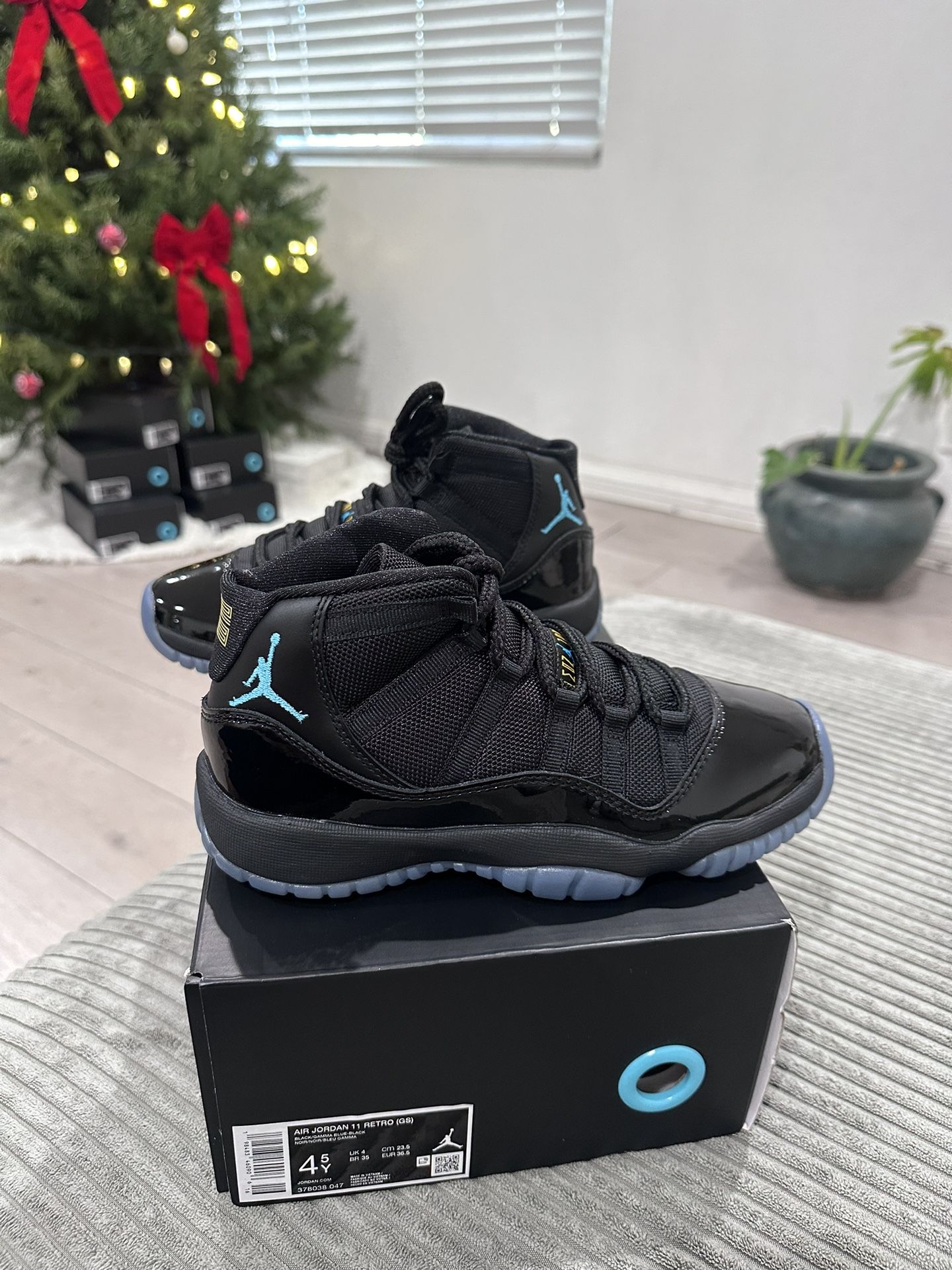 Jordan Gamma 11 Size 4.5Y 6W