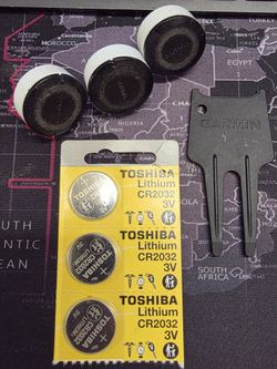 3 Garmin Approach CT10 Golf Sensors shot tracking (tool and 3 exta batteries included)