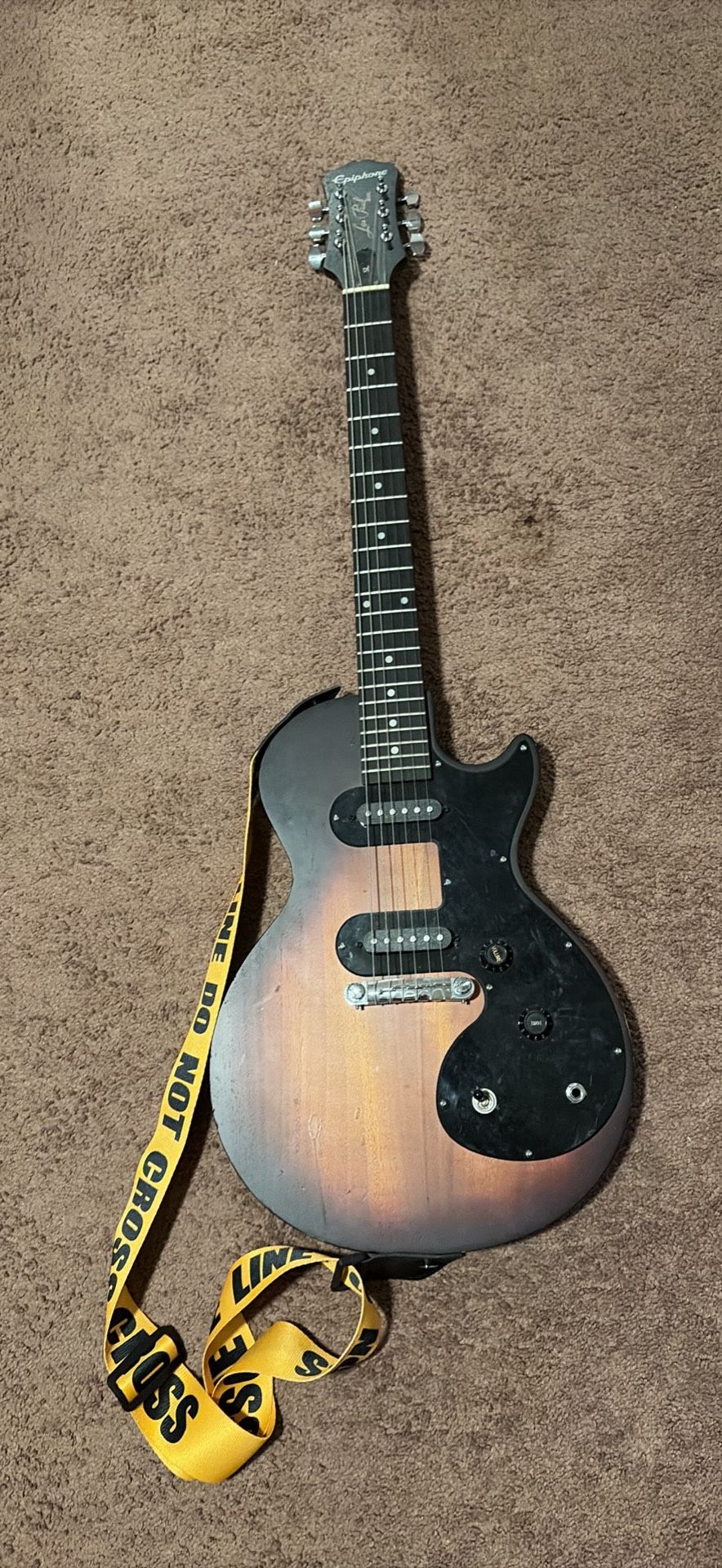 Epiphone Les Paul With Amp