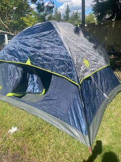 Nice Coleman 4 person tent ( excellent