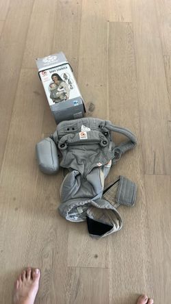 Ergobaby carrier