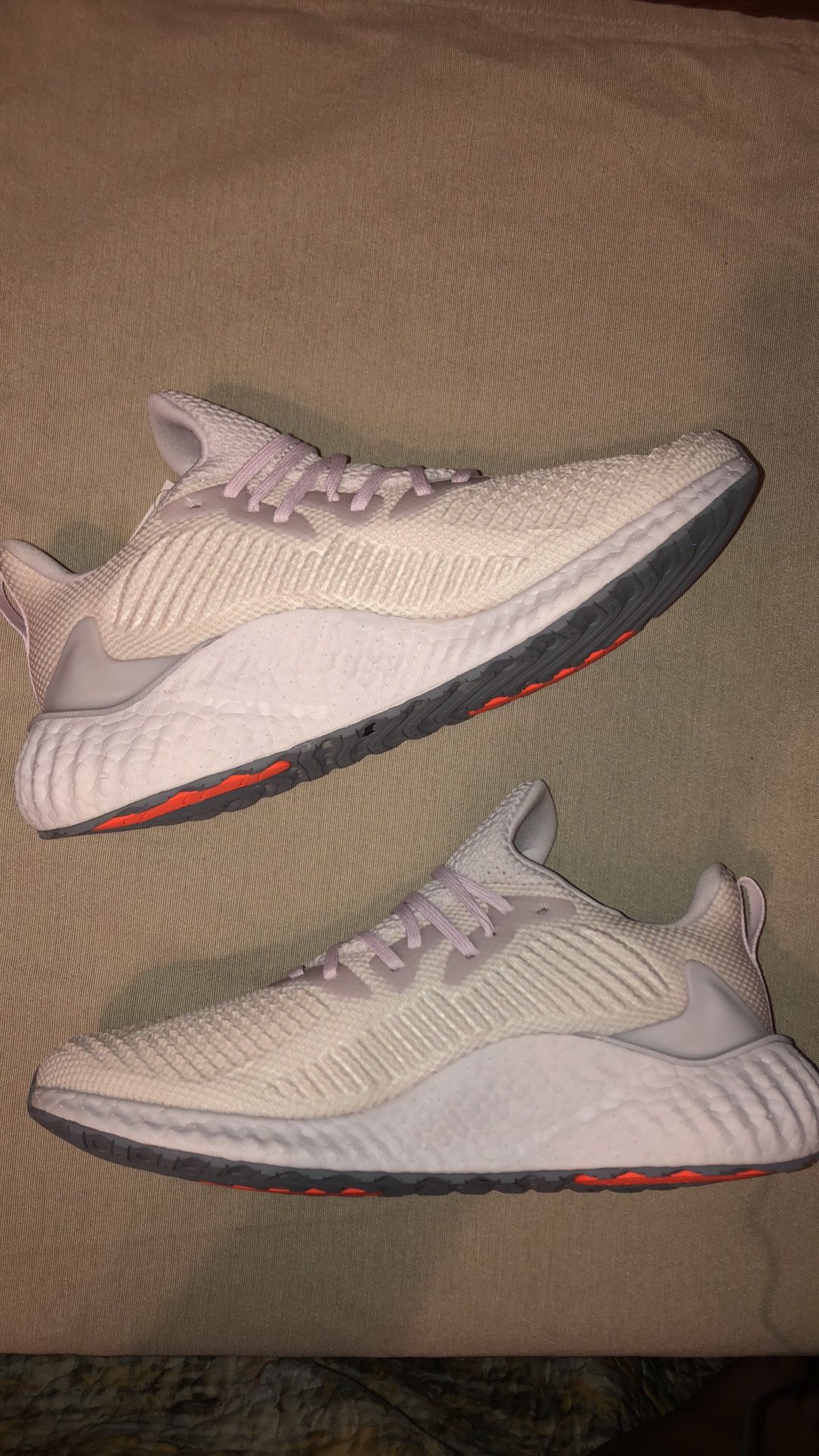 Adidas Alphaboost orchid tint size and each or 130