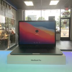 2018 MacBook Pro 15” 16Ram 256GB Ssd I7 Great Condition 
