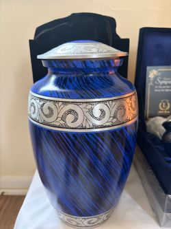 Brand New Blue & Silver Cremation Urns – Large Urn & Keepsake Sets