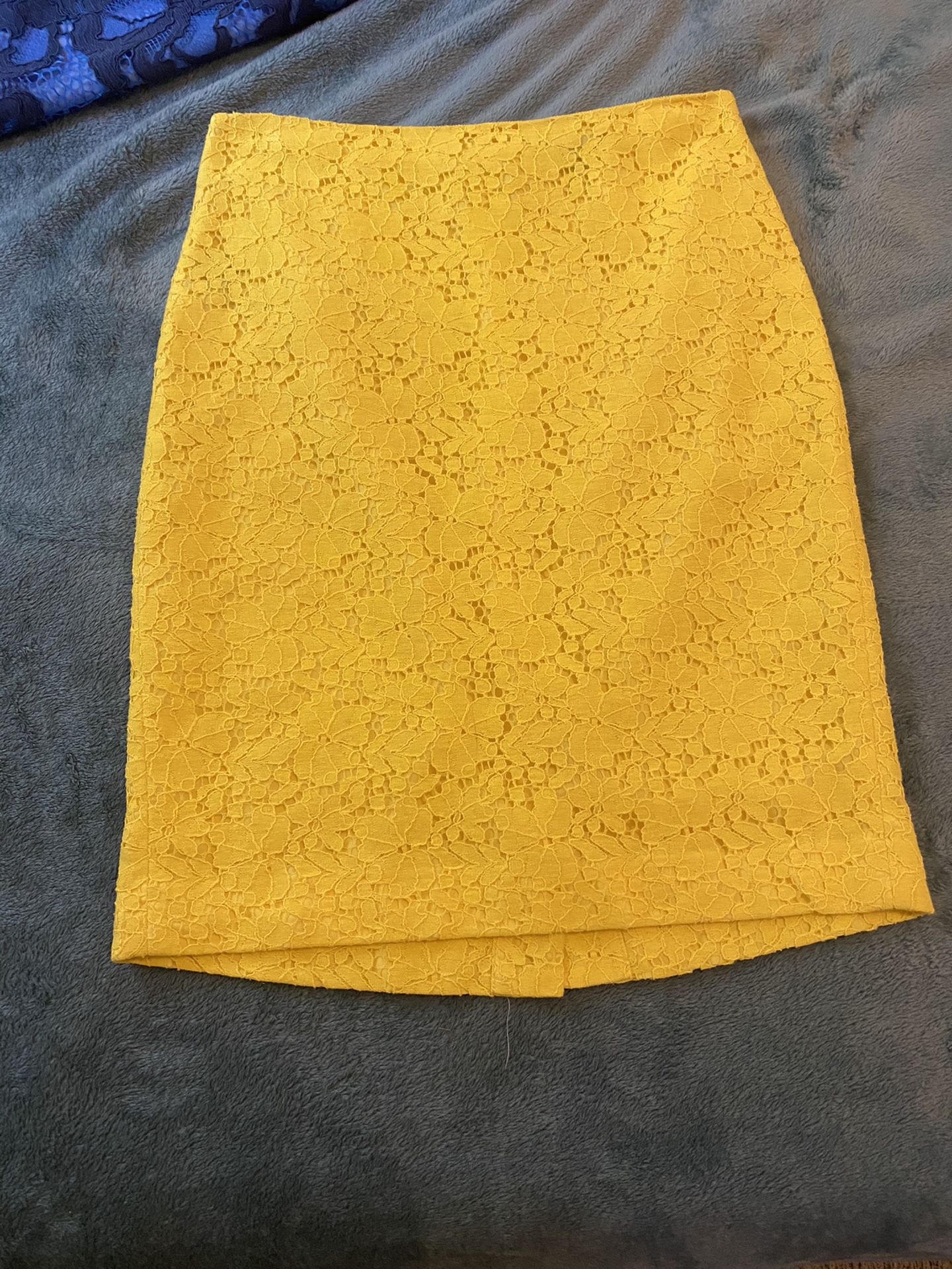 Ann Taylor pencil skirt- size 0P