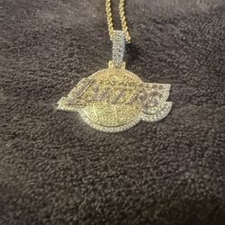 Gld Lakers Chain