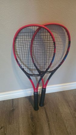Set of 2 matching Yonex Vcore 95 tennis racquets strung excellent condition