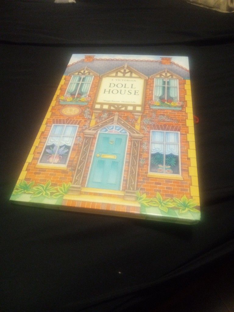 Victorian Dollhouse Pop Up Book