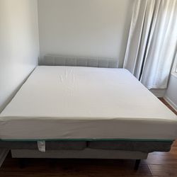 Cal king memory Foam Bed (just Mattress And 2 Small Spring box)