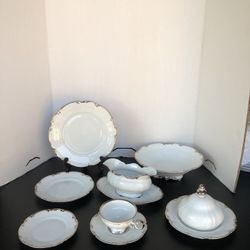 Hutschenreuther, Germany, Sylvia Dinner Set