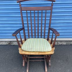 Glide Motion Dutailer Rocking Chair