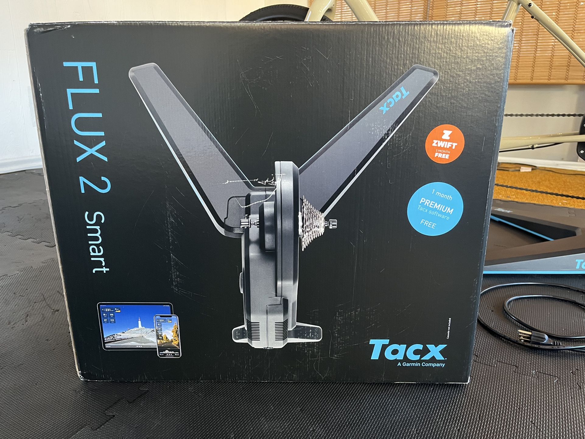 Garmin Tacx Flux 2 Smart Bike Trainer