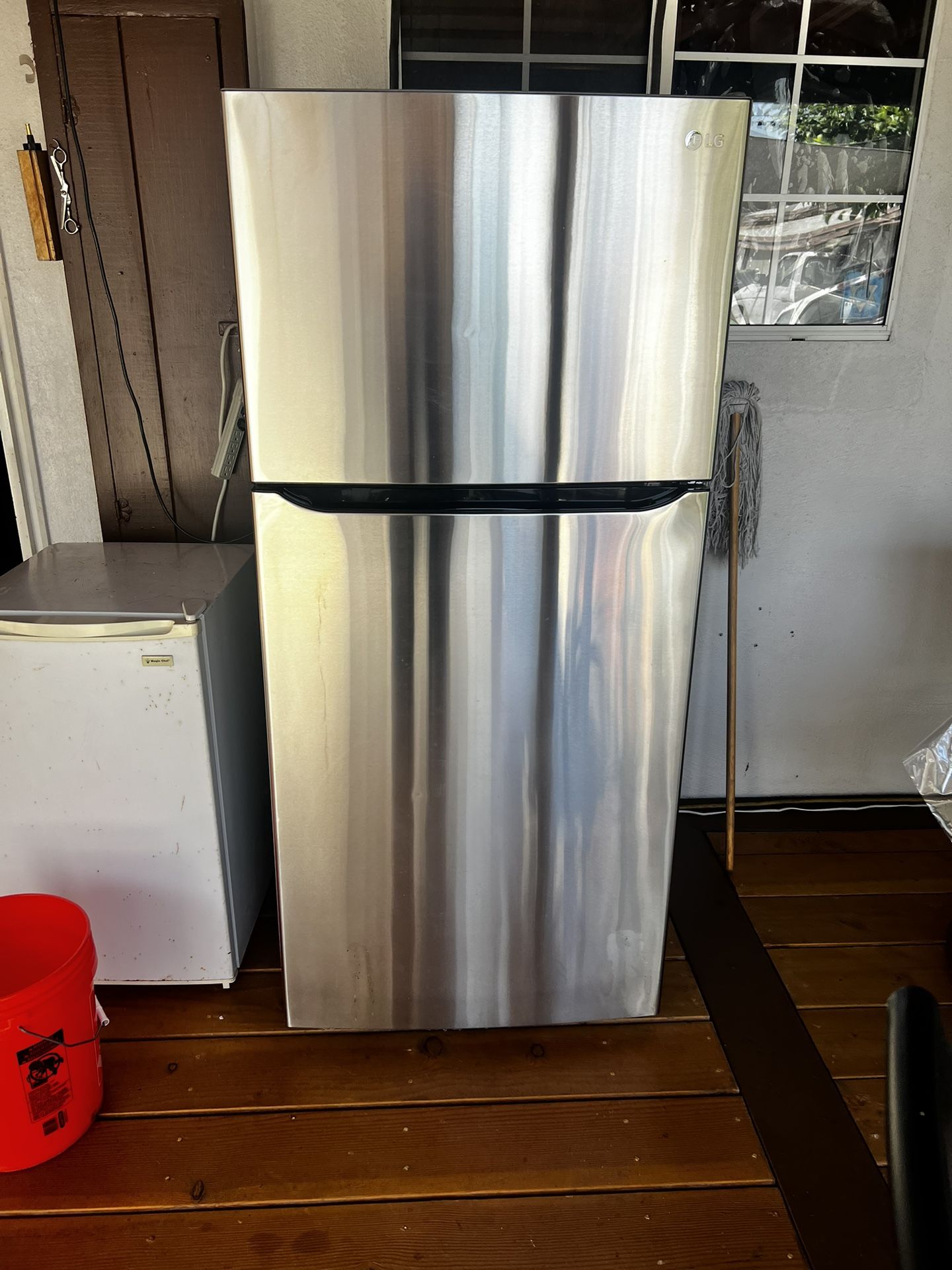 Refrigerator