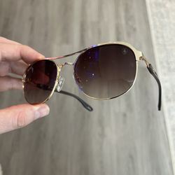 NEW RayBan Sunglasses with original Ray Ban