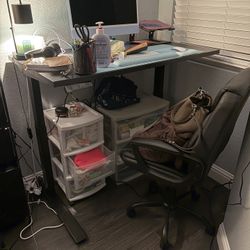 Standing desk + Chair